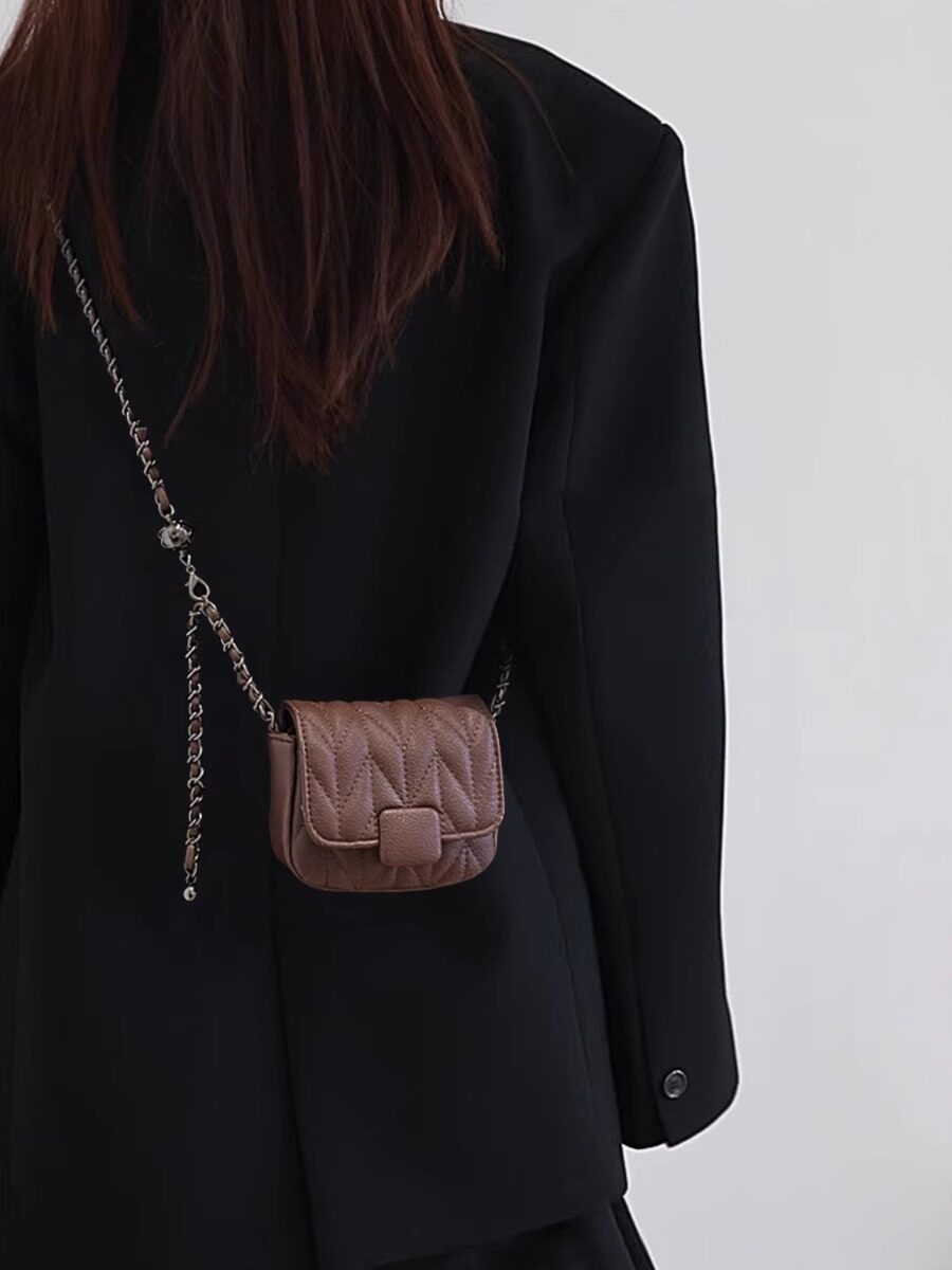 Hong Kong Exclusive Ultra-Popular Exquisite Mini Handbag for Women 2026 New Summer Light Luxury Niche High-End Crossbody Bag