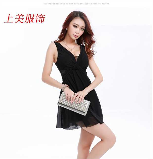 Váy ngủ gợi cảm mùa hè không tay hộp đêm của phụ nữ Váy chữ A cổ chữ V cắt thấp đu lớn khách sạn KTV sling váy cỡ lớn - A-Line Váy mẫu váy nhung xòe