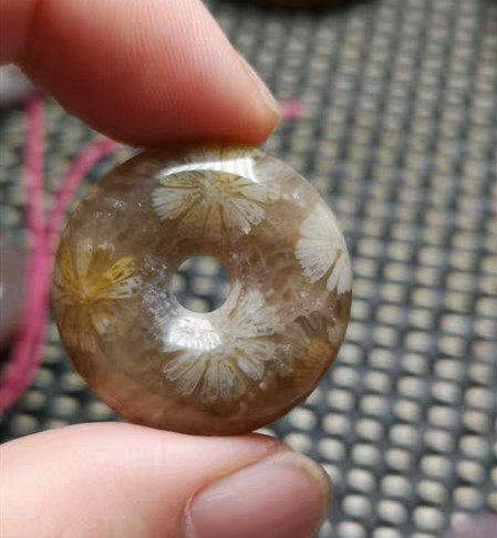 Jade Work Workshop Coral Jade Pendant Pendant Bracelet Purple Safe With No Sign Material Manufacturer Direct Marketing Chrysanthemum Stone Raw Stone Natural