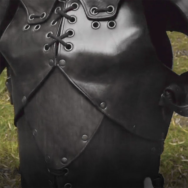 Viking medieval ຫນັງ breastplate shoulder armor ເກາະຊ້ໍາ rivet armor ຊຸດຮົບ cosplay
