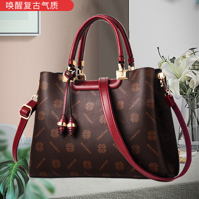 International Brand High-End Women's Bags, Gifts for Mothers, Cross-Body Genuine Leather Handbags for Middle-Aged Ladies, Wedding Bags for Mother-In-Law International Brand High-End Women's Bags, Gifts for Mothers, Cross-Body Genuine Leather Handbags for Middle-Aged Ladies, Wedding Bags for Mother-In-Law