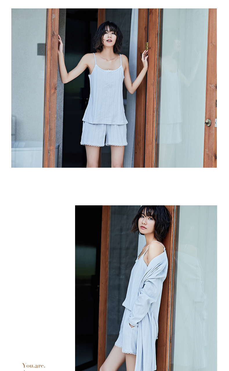 Top dưa mùa xuân và mùa hè đồ ngủ của phụ nữ cotton màu rắn phần mỏng hollow strap shorts robe 3 piece phù hợp với dịch vụ nhà nữ đồ ngủ nam