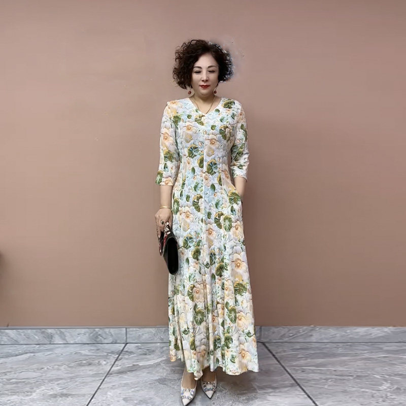 加肥加大时尚胖妈妈不断腰显瘦连衣裙夏季新款花色长裙子气质高弹