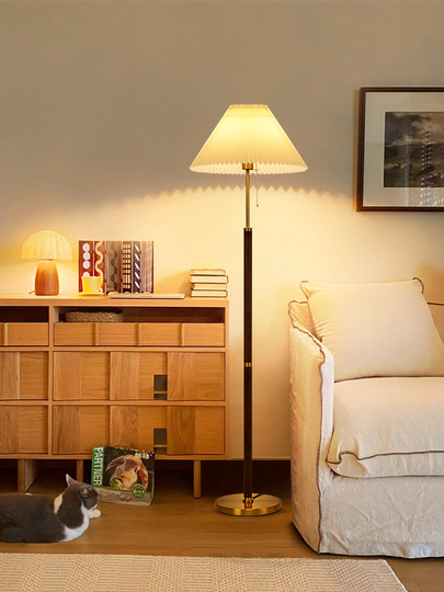 Lámpara de pie sala de estar sofá lámpara de atmósfera plisada estilo americano de mediados de siglo lámpara de noche para dormitorio lámpara de mesa de pie vertical E002