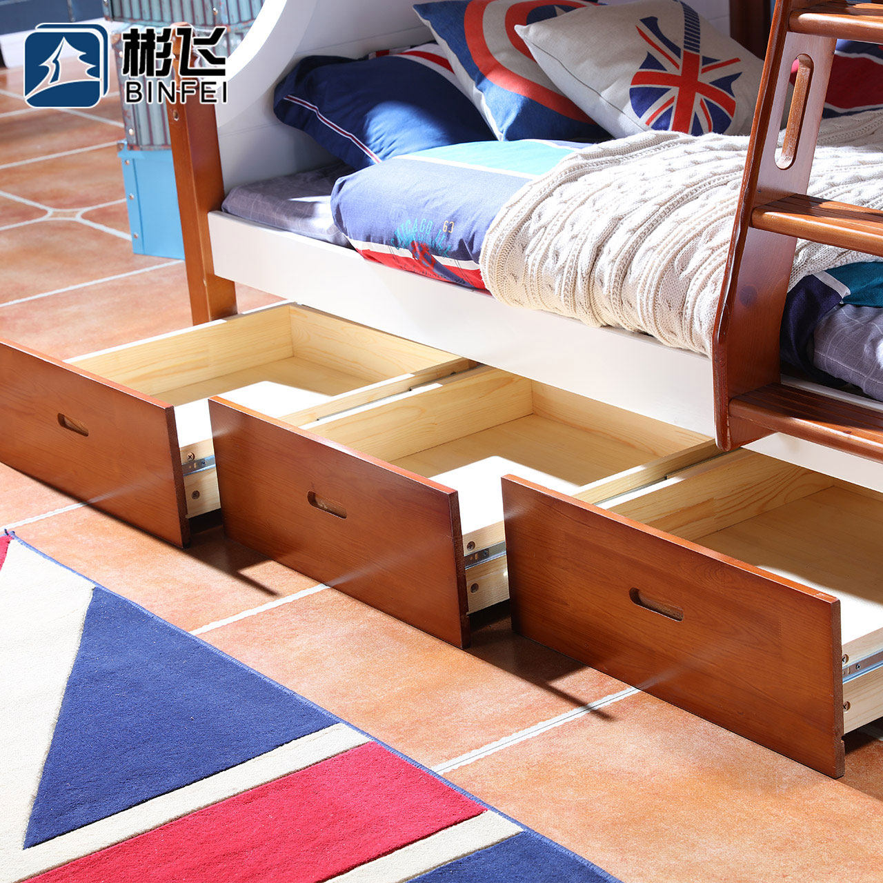 ��ɵ��к���ĸ��