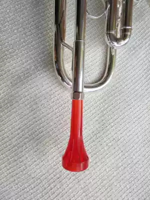 Plastic trumpet mouth