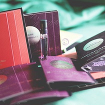 The original sample Terry de Gunzburg Demon rose bias dreams and 1 5ml have spray card