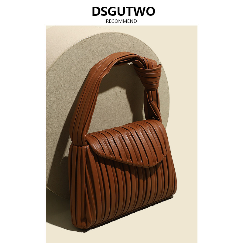 AJ MECICA net red pleated chain dumplings dumplings Steamed Casual Fashion Korean single shoulder axillary Pet Backpack Woman-Taobao