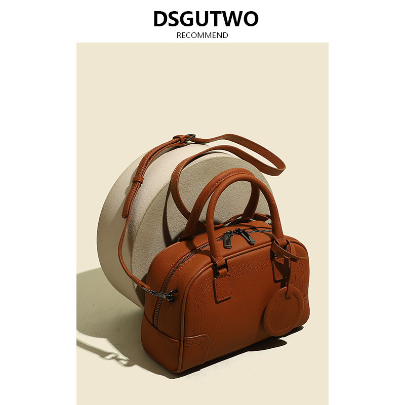 AJ MECICA Head Layer Cow Leather Pillow Bag New Hand Bowling Bag Single Shoulder Bag Genuine Leather Pet Backpack Woman-Taobao