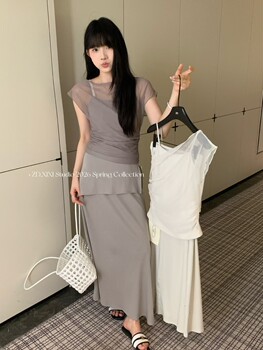 Pre-2026 summer new korean fashion temperament versatile slim short-sleeved t-shirt + high-waisted skirt two-piece set for women