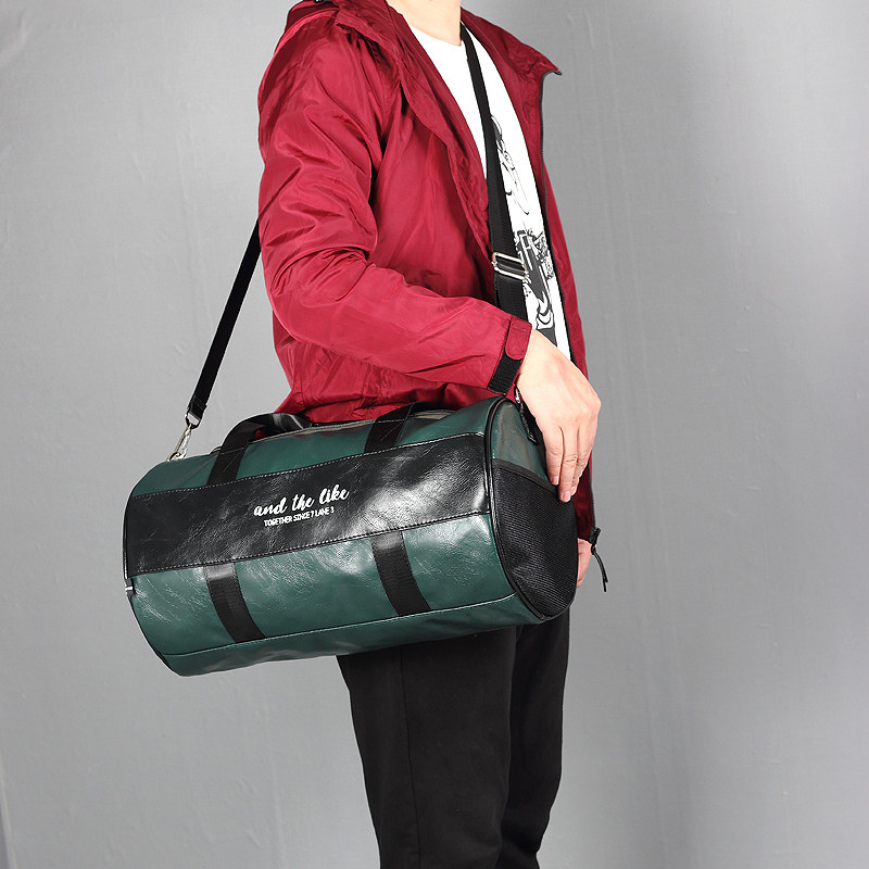 Sports fitness bag male dry wet separation travel bag short trip handbag mesh red slant bag carry bag