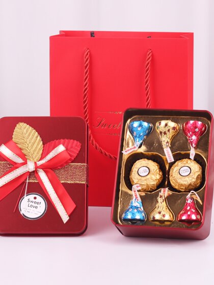 结婚喜糖礼盒装订婚喜糖盒含糖果成品马口铁盒巧克力伴娘伴手礼盒