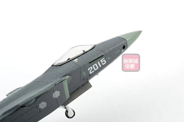 Hợp kim tĩnh mô phỏng cao 1: 144 20 máy bay chiến đấu mô hình quân sự đã hoàn thành bộ sưu tập J20 tro choi tre em
