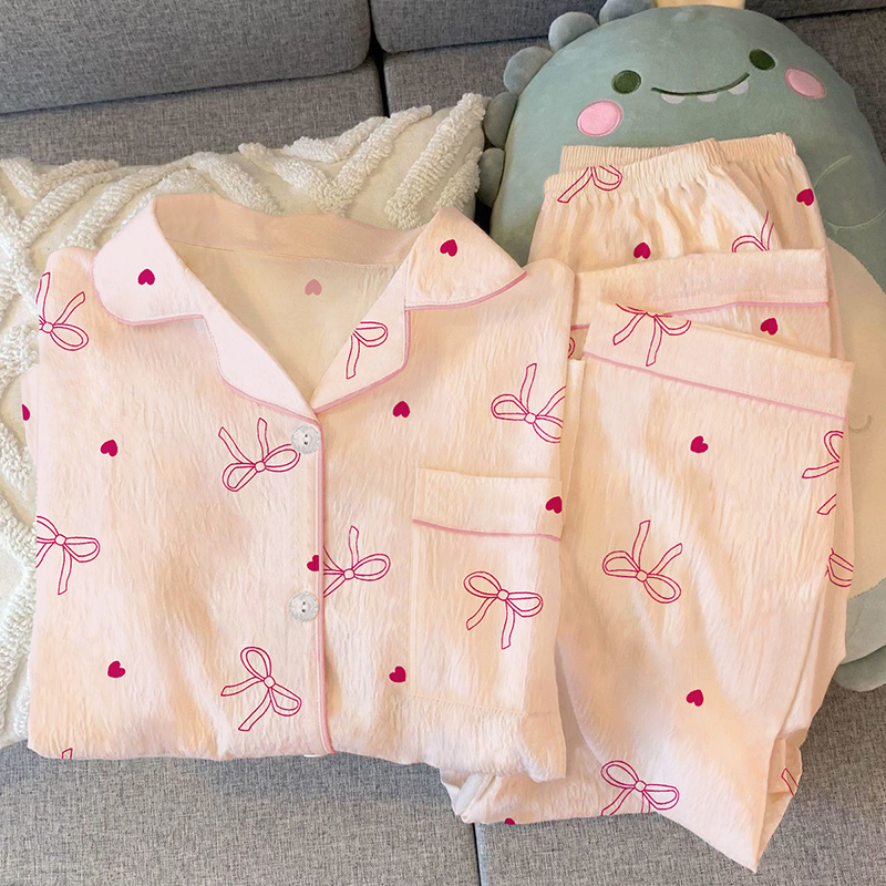 Wrinkled Fabric Pajamas for Women, New Spring and Autumn Style, Sweet and Fresh, Bow Tie, Heart Design, Long Sleeves, Long Pants, Girly Loungewear Set Wrinkled Fabric Pajamas for Women, New Spring and Autumn Style, Sweet and Fresh, Bow Tie, Heart Design, Long Sleeves, Long Pants, Girly Loungewear Set