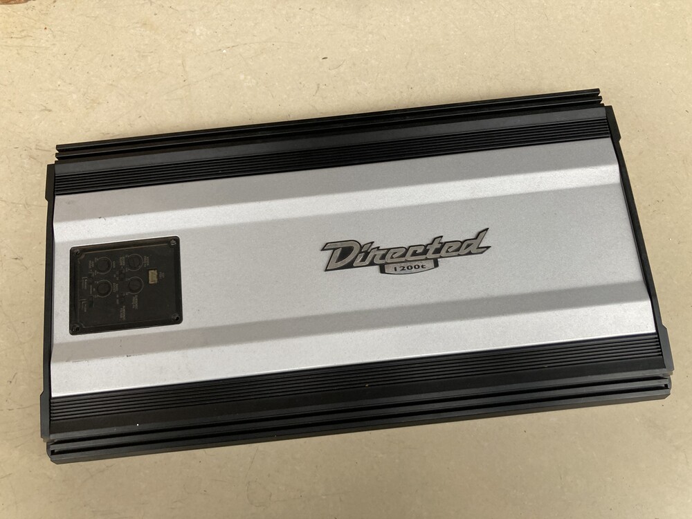 2 - way car amplifier Directed automotive sound power amplifier 2 - channel automotive amplifier super power