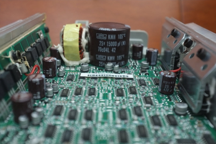 Xe amp nhập khẩu chính hãng 8 kênh khuếch đại 5.1 kênh xe hơi khuếch đại xe khuếch đại âm thanh xe hơi - Âm thanh xe hơi / Xe điện tử loa xe ô tô