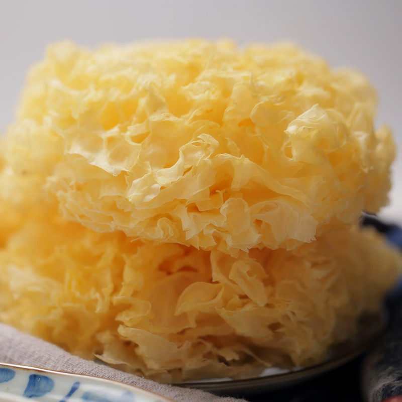 High - foam Fujian Ancient Land Silver Ear Dry Wild Natural White Wood Fresh and Fukuo Snow - Fresh Snowy - Fresh 250g