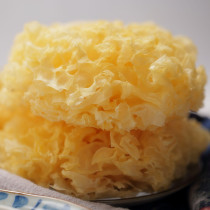 High bubble Hair Fu Jian Gutian silver fungus dry goods Wild natural white fungus fresh non-smoked sulfur-free snow fungus glutinous ears 250g