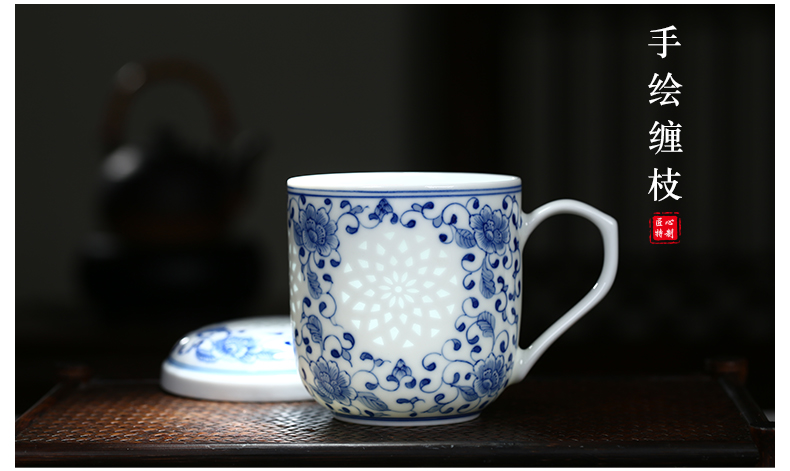 Jingdezhen ceramic tea cup with cover filter glass cup separation and exquisite porcelain tea cups office gift cups