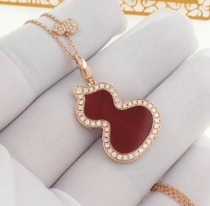 US imported Mozan diamond 18k rose AU750 red gourd diamond pendant necklace furos choker