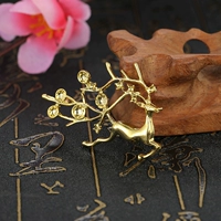 Золотой левый оленя 1