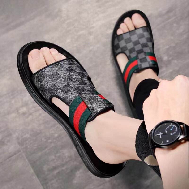 Summer men's slippers 2022 new trendy personality mesh red advanced sandals outwear outdoor casual non-slip sandals
