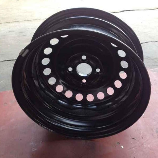 Áp dụng cho khái niệm Fit Feng Fan Ge Rui Si Di 15 inch ban đầu bánh xe trung tâm vòng sắt thép lốp dự phòng mâm ô tô giá rẻ