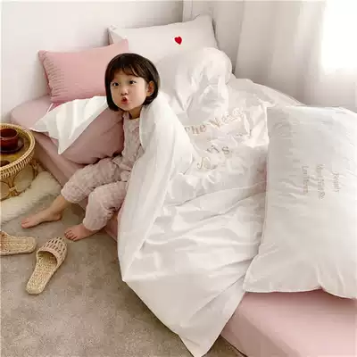 Four-piece set of simple embroidery cotton quilt cover net red fresh bedding ins vitality girl heart