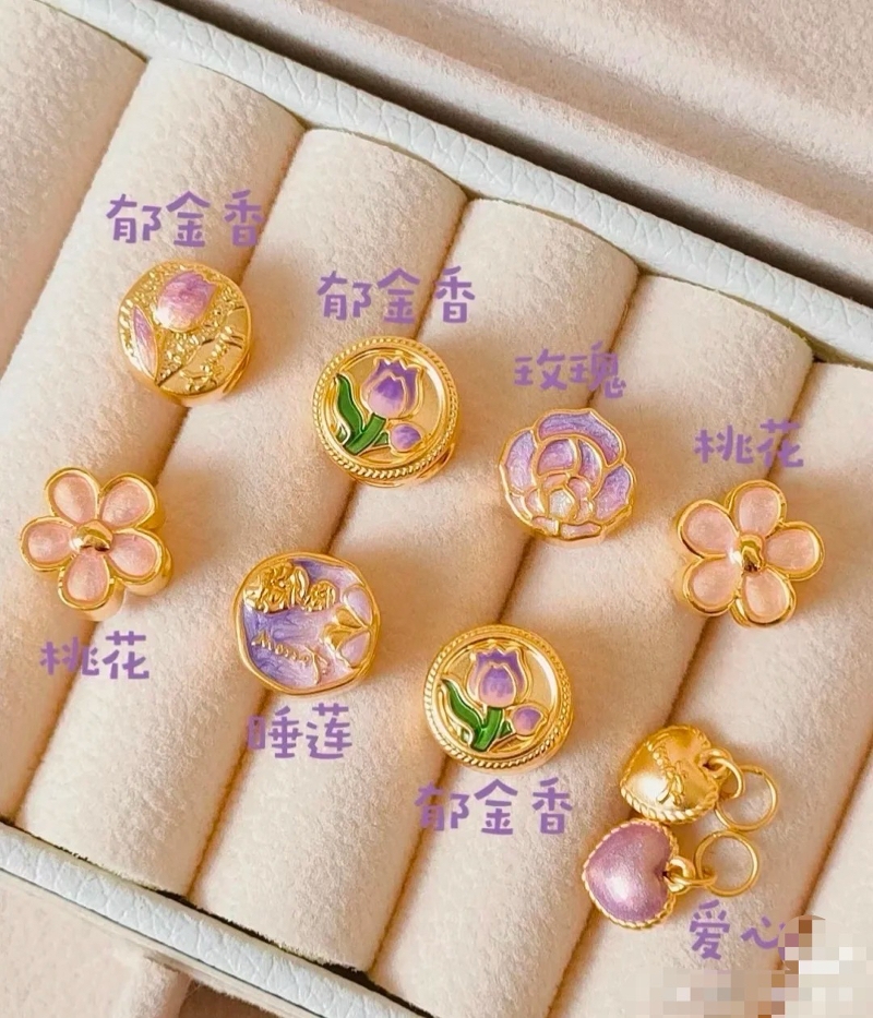 周大生黄金珍珠手链太美了！莫奈花园鸢尾花足金珠宝送女友/闺蜜生日礼物必入