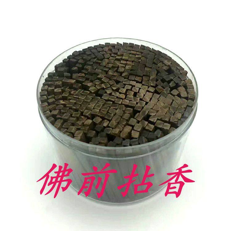 Authentic Indonesian agarwood powder refined incense sticks in front of the Buddha solemn dojo dharma meeting hair care ceremony Buddha incense temple incense