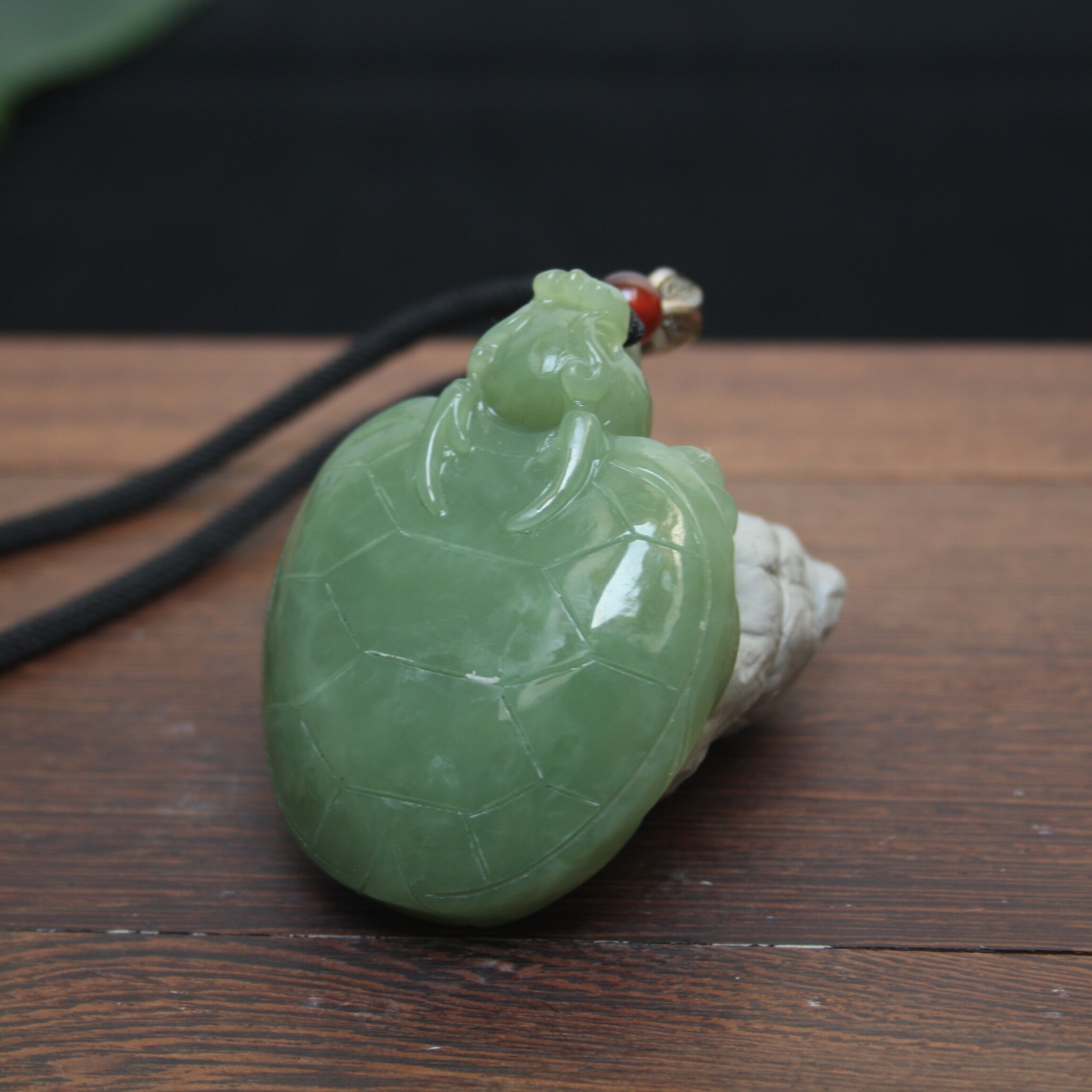 🌟精致美玉 | 精雕细琢的正品河磨玉石坠💎-手饰-淘宝好物网