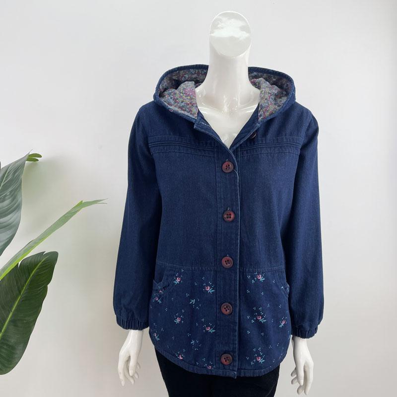 Middle-Aged and Elderly Women's Denim Jacket, Pure Cotton, Hooded, Short Style, Mother's Clothing, Elderly Women's Spring and Autumn Plus-Size Top Middle-Aged and Elderly Women's Denim Jacket, Pure Cotton, Hooded, Short Style, Mother's Clothing, Elderly Women's Spring and Autumn Plus-Size Top