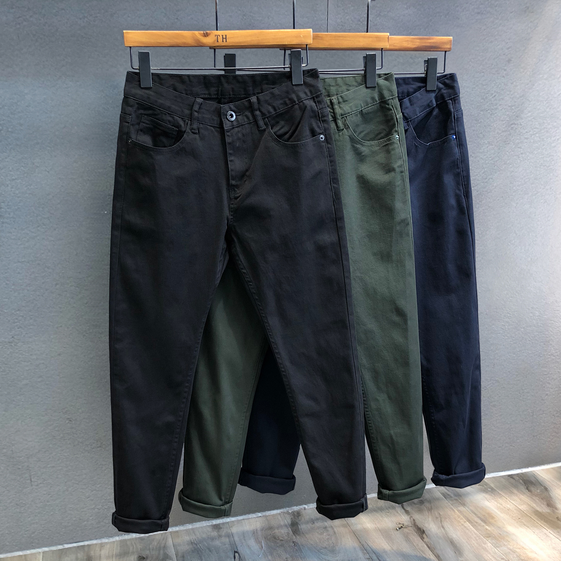 New black casual pants men's slim-fit pencil pants Korean style trendy casual trousers boys pants 2023 spring and summer