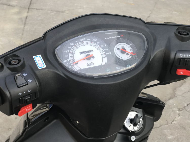 Scooter nhanh Eagle WISP 125cc scooter xe máy xe máy nam giới và phụ nữ để giúp scooter xe đường phố