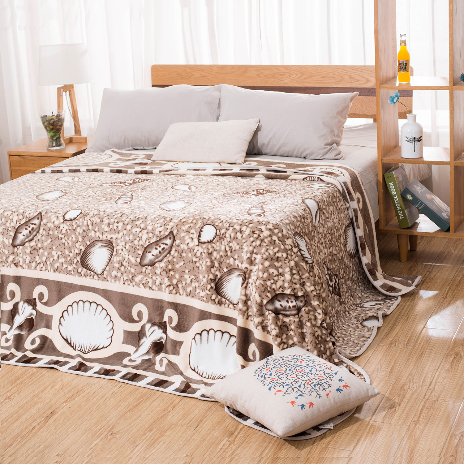 Manufacturer Direct Autumn Winter Flange Suede Coral Suede Gold Mink Suede Thickened Warm Bag Edge Flower Shells Blanket Blanket Blanket