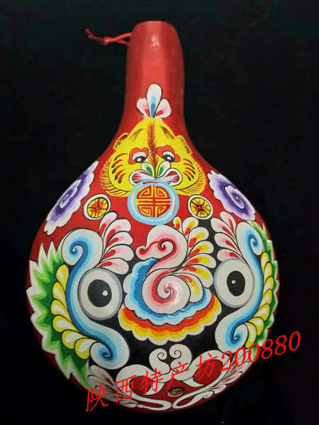 Shaanxi Folk Pure Handicraft Merchants Tiger 3 Baoji Chicken Pineapple's Facial Genealogy Wooden Specialty Dining Hotel