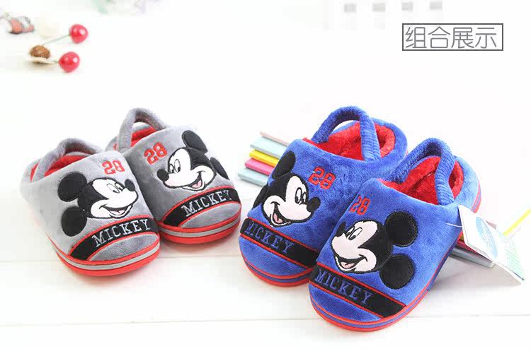 Pantoufles enfants en suède DISNEY pour hiver - semelle autre - Ref 1034752 Image 29