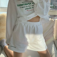Белые шорты, (в наличии на складе)