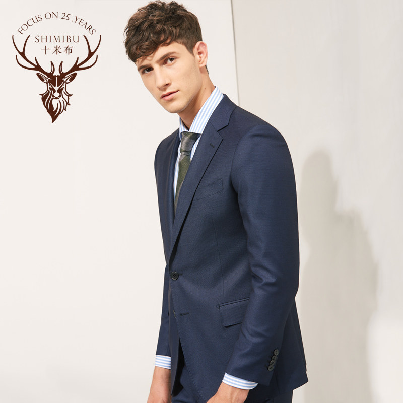 professional formal dress for man