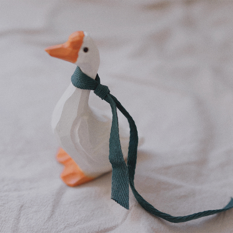 Great White Goose S Healing Ensemble Creative Pendulum Piece Cute Wood Carving Animal Birthday Newlyweds Blessings Safe And Happy Gifts
