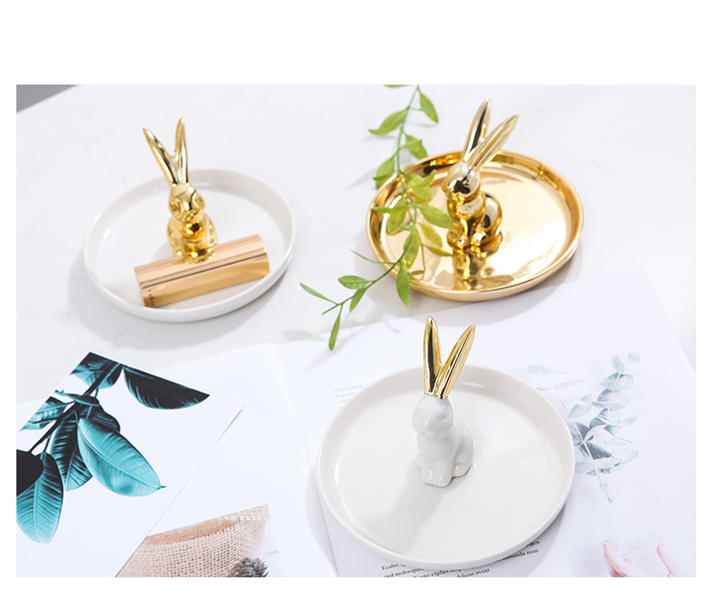 The modern ceramic jewelry tray animals receive golden plate of creative wine sitting room adornment bedroom furnishing articles