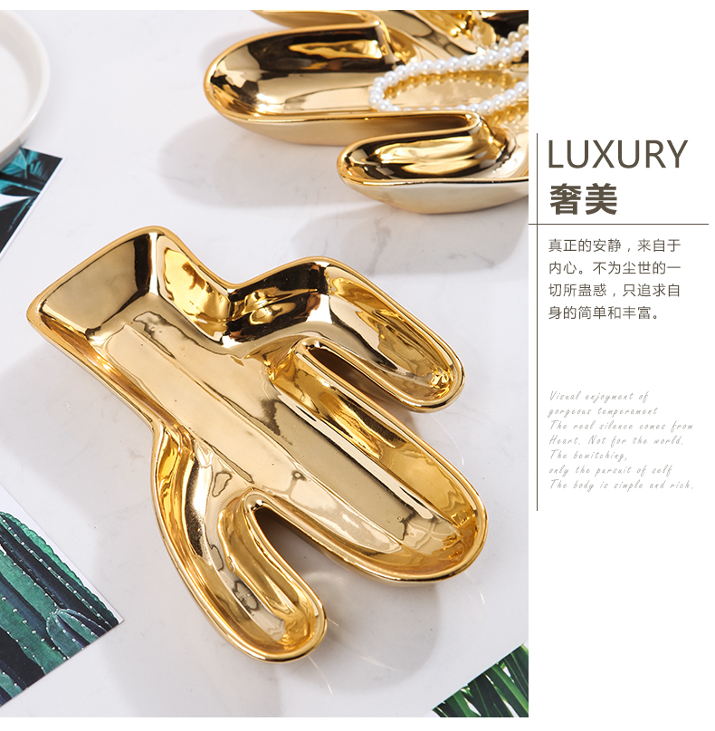 Nordic light receive dish bedroom bath key-2 luxury gold cactus decorative furnishing articles creative ceramic necklace jewelry ring