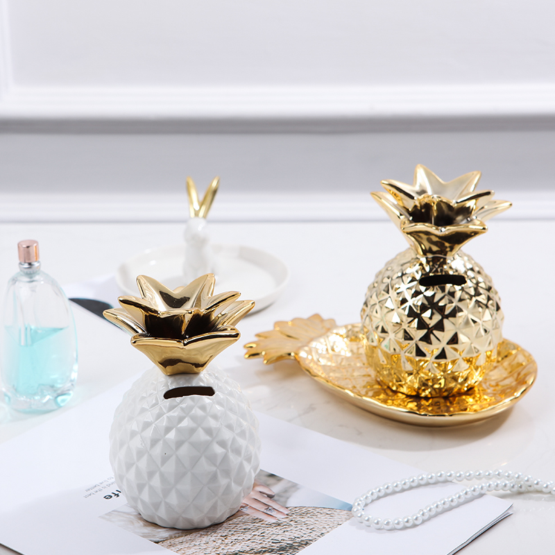 Creative ceramic pineapple furnishing articles of modern simplicity Nordic bedroom room wine sitting room adornment piggy bank