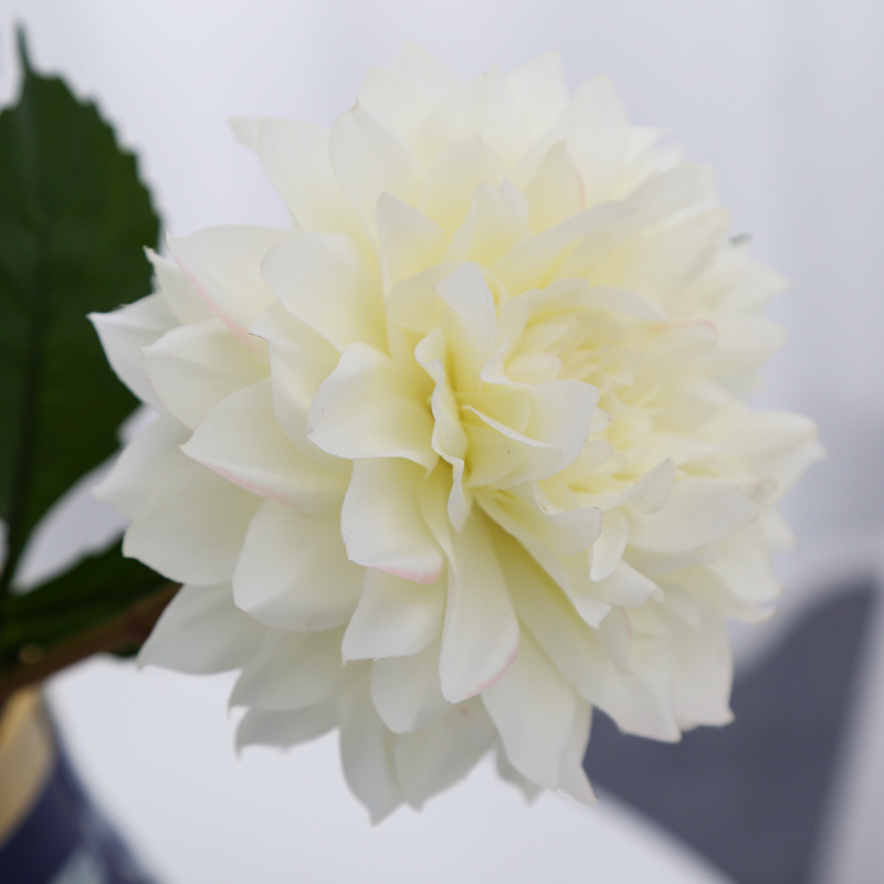 Jingdezhen ceramic mesa furnishing articles sitting room, dining - room table decoration vase simulation false hydroponic flower decoration