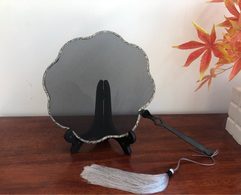 Hand Real Silk Ensemble Fan Palace Fan Su Embroidered embroidery painting with blank fan 20CM8 petal Haitang fan