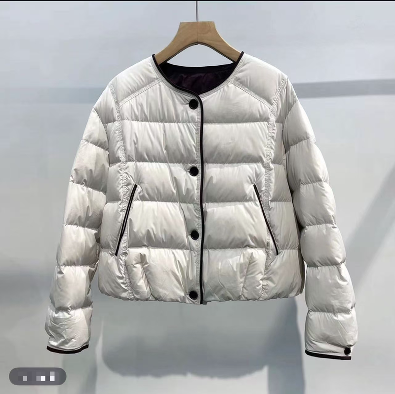 Must-Have! Grab a Bargain! In* Brand 90% down Jacket, Short down Jacket with Contrasting Color Design