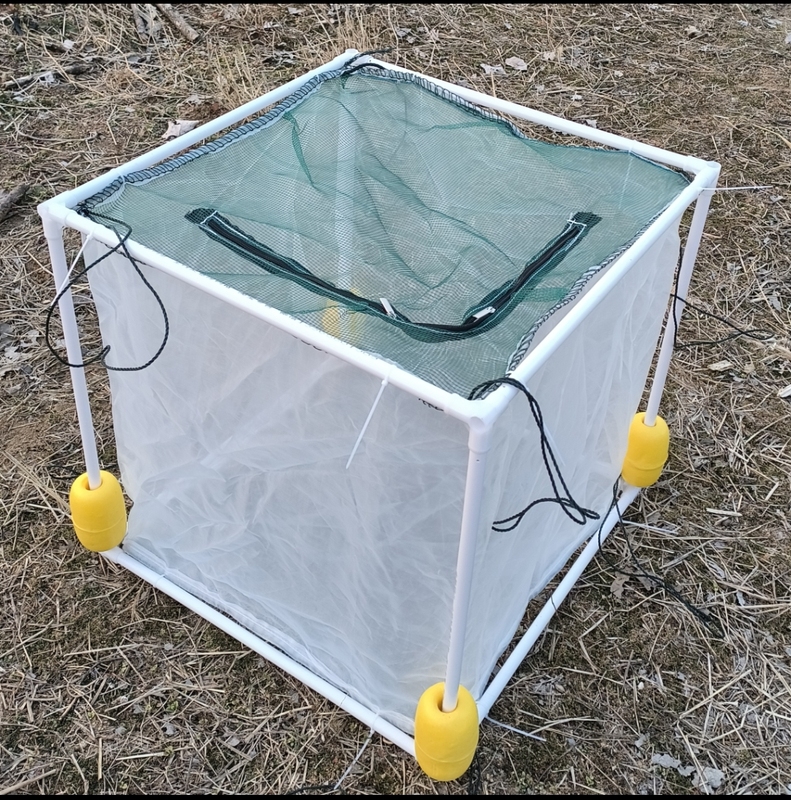 External Frame Fish Net Cage Without Fish Fry Netting, Isolation Net for Water Flower Fish Fry, 100 Mesh Floating Net Cage for Goldfish and Koi Hatching