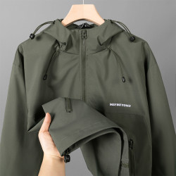 Heavy-Duty Outdoor Sports Waterproof and Windproof Hooded Jacket, Spring Solid Color Loose American Retro Jacket for Men
