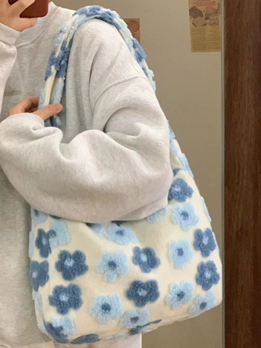 Вместительная и большая универсальная зимняя сумка на одно плечо