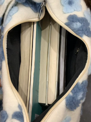 Вместительная и большая универсальная зимняя сумка на одно плечо